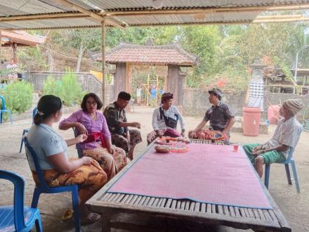 MELAYAT KE RUMAH BAPAK KETUT WILIADA KAUR TATA USAHA DAN UMUM